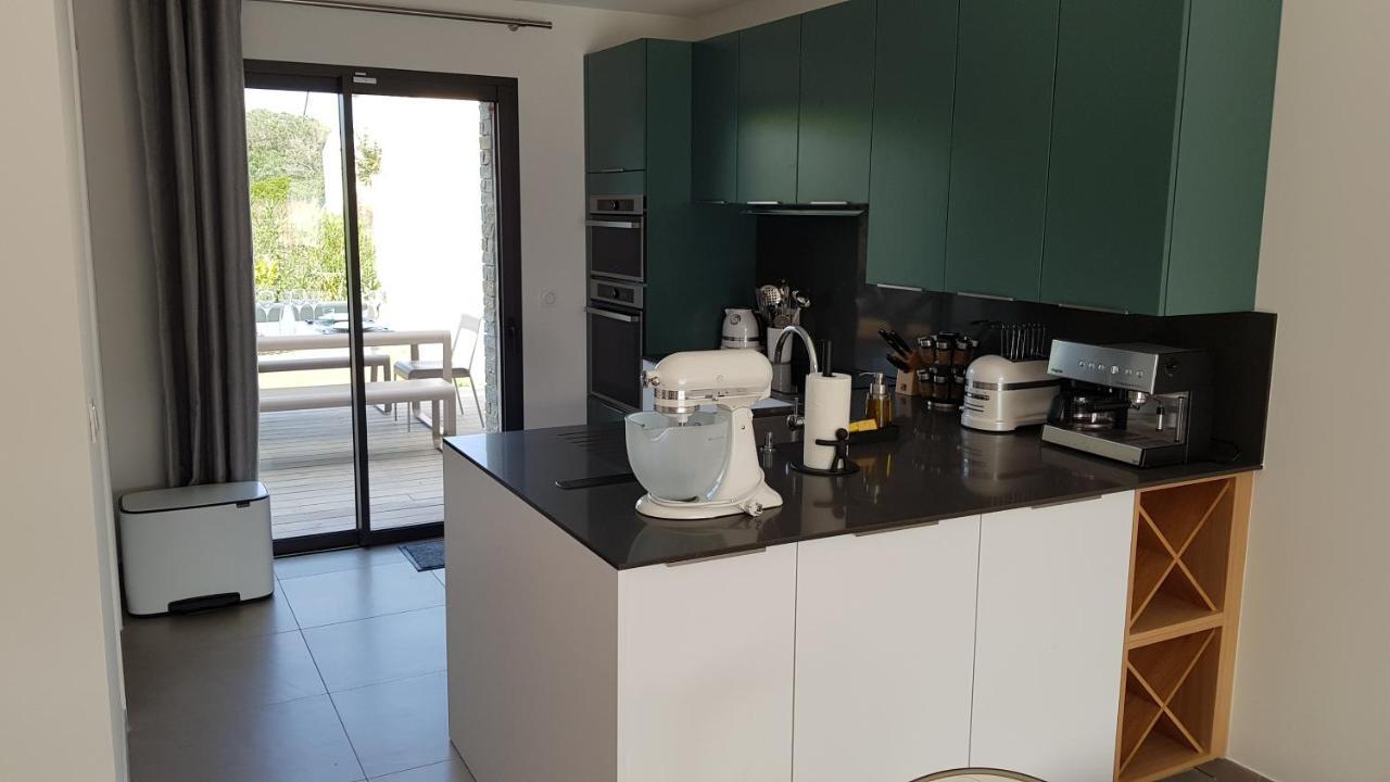 Villa Home Holiday A Cala Rossa Леччи Екстериор снимка