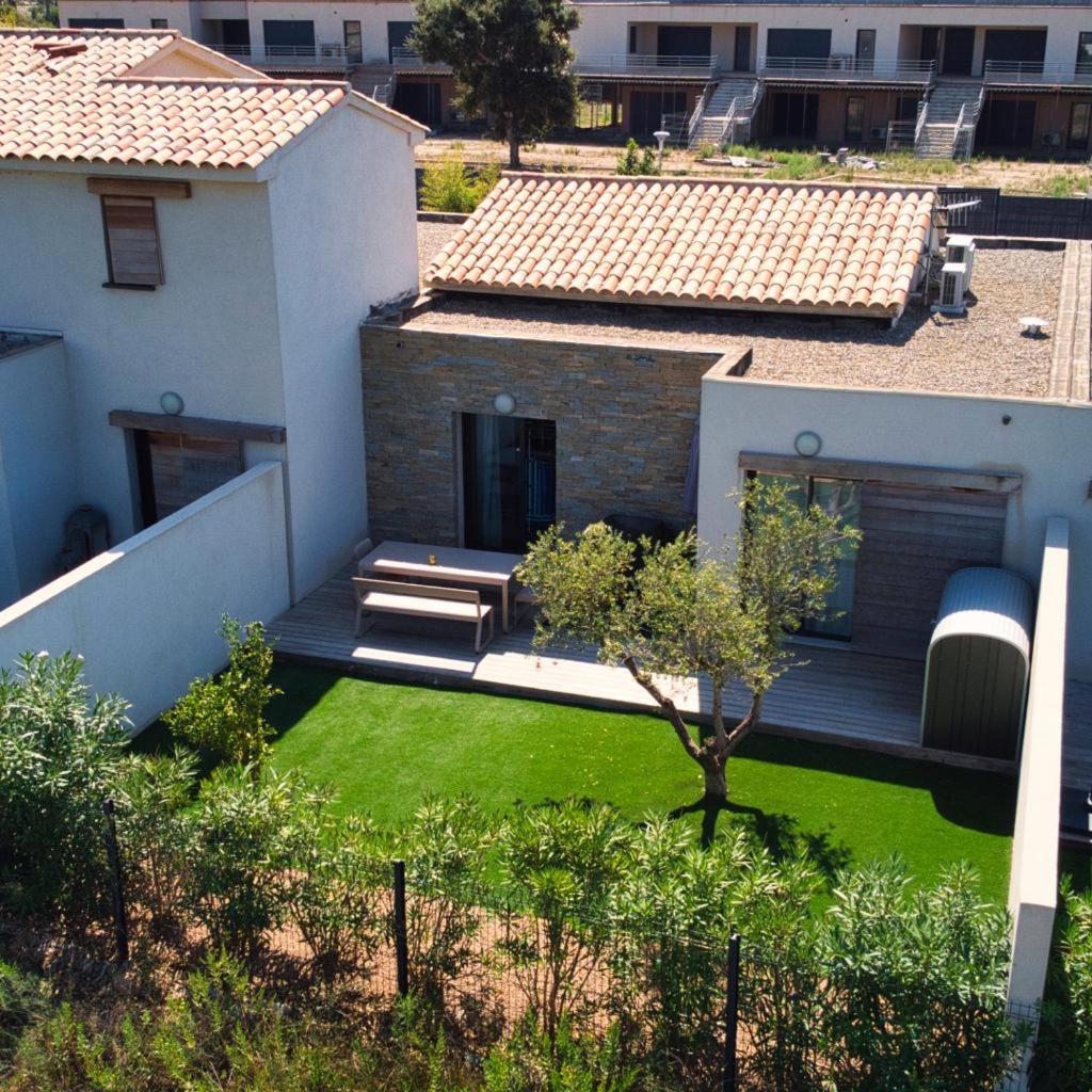 Villa Home Holiday A Cala Rossa Леччи Екстериор снимка